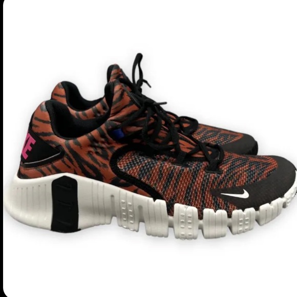 Nike Free Metcon 4 Women's “Tiger” Black Phantom Sunrise Training Shoes - Picture 7 of 8